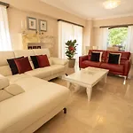 Il Castellaccio Bed & Breakfast 4*