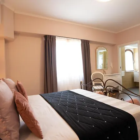 Il Castellaccio Bed & Breakfast