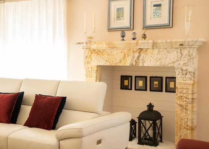 Il Castellaccio B&B 스펠로