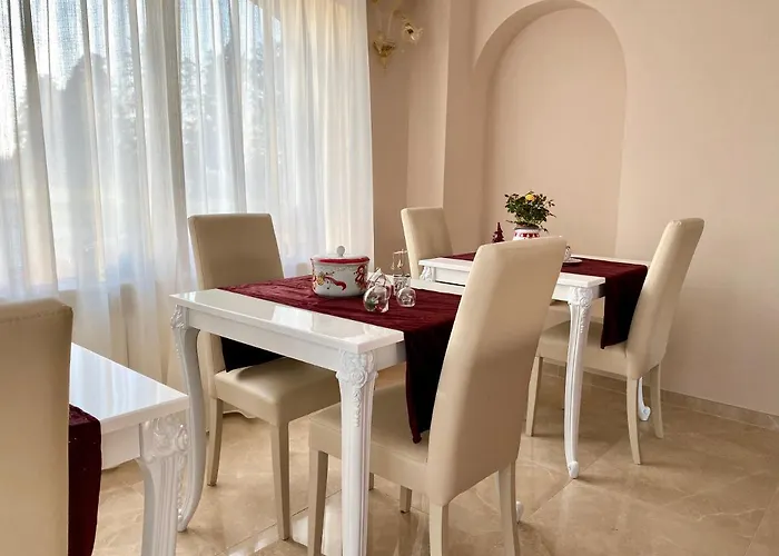 Il Castellaccio B&B 스펠로